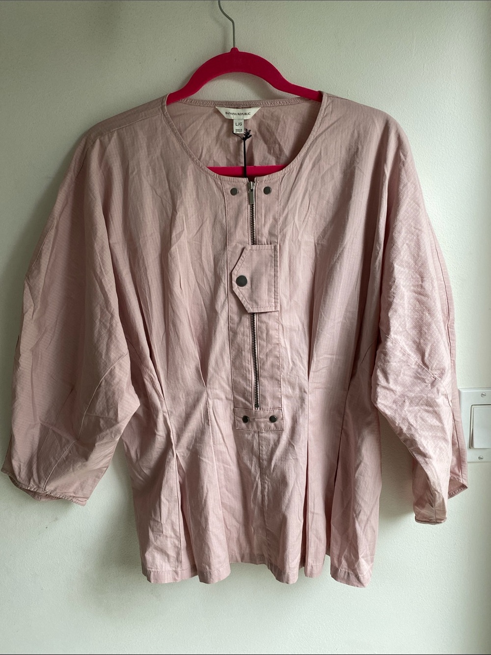 NEW w Tags Banana Republic Top w Pleats Front Zip Cotton Pink Large